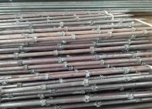 青原隧道钢花管